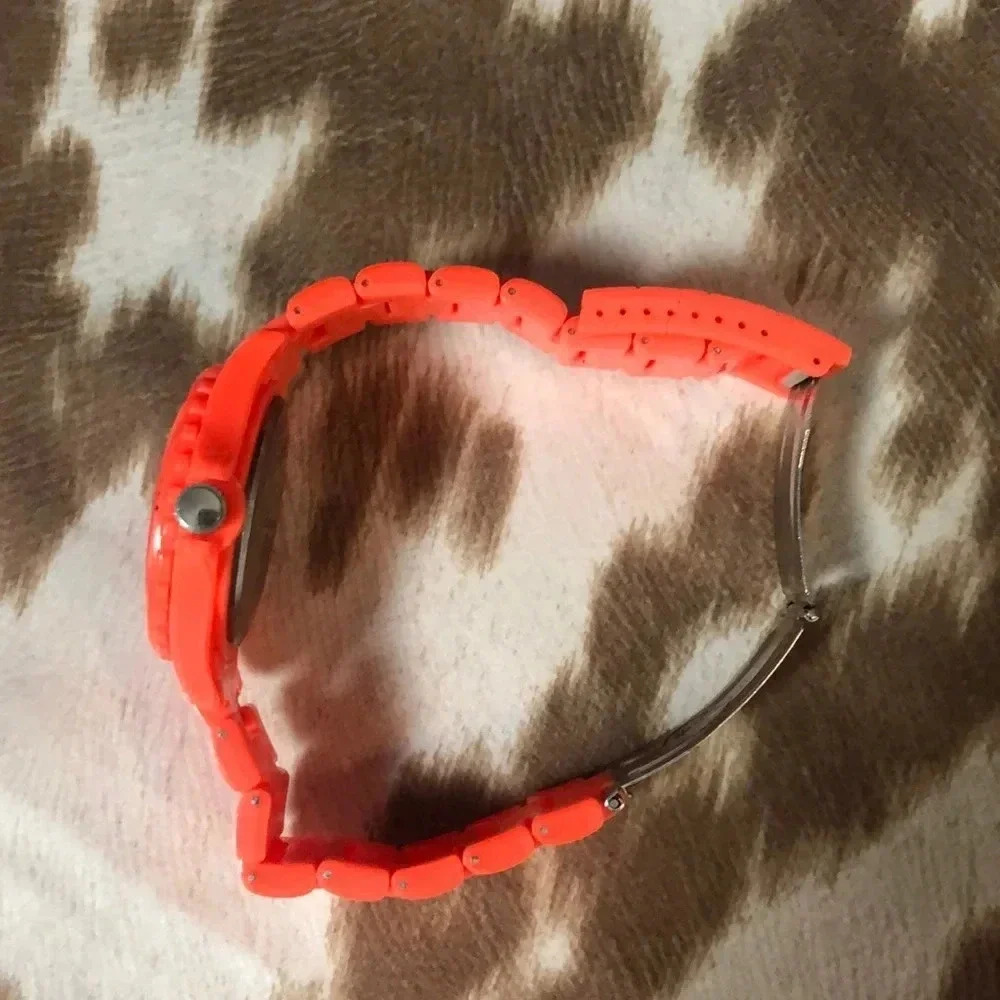 Orange Watch - Picture 3 of 3